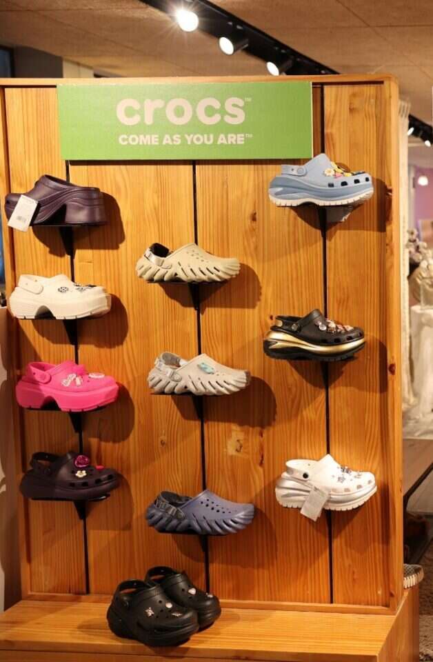 נעליים ברשת weshose. | יח"צ נעליים ברשת weshose. | יח"צ