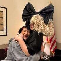 הזמרות סיה ועדן גולן. | יח"צ