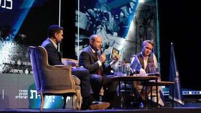 דאגלס מאריי בטקס קבלת הפרס. | משה מזרחי דאגלס מאריי בטקס קבלת הפרס. | משה מזרחי