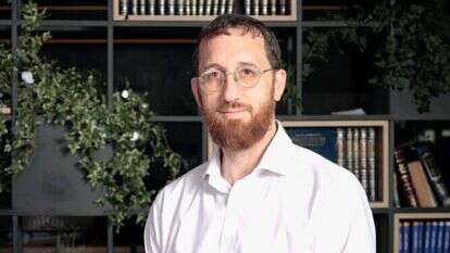 איציק קרומבי. | ריקי רייכמן איציק קרומבי. | ריקי רייכמן