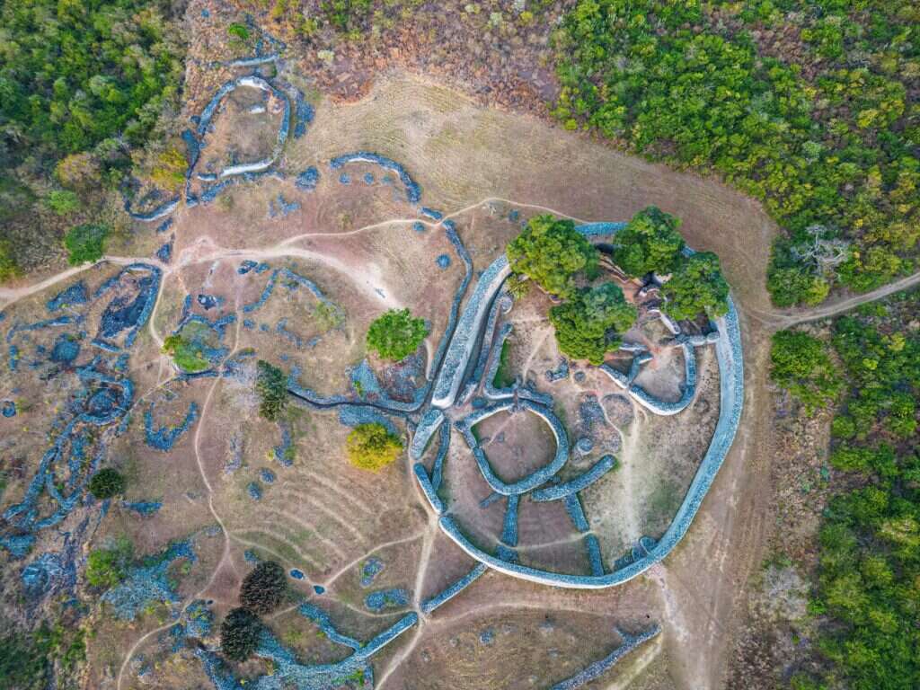 "אם גן עדן פה, גם תיבת נוח". גרייט זימבבואה. | שאטרסטוק