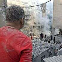 הריסות בביירות לאחר תקיפות חיל האוויר: | AFP