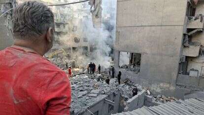 הריסות בביירות לאחר תקיפות חיל האוויר: | AFP