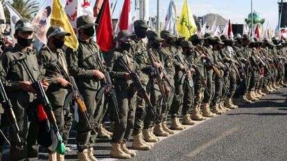 לוחמים חות'ים חמושים בעצרת הזדהות עם העם הלבנוני והפלסטיני בצנעא, תימן, 4 באוקטובר 2024 | EPA