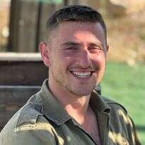 יונה בריף. | באדיבות המשפחה