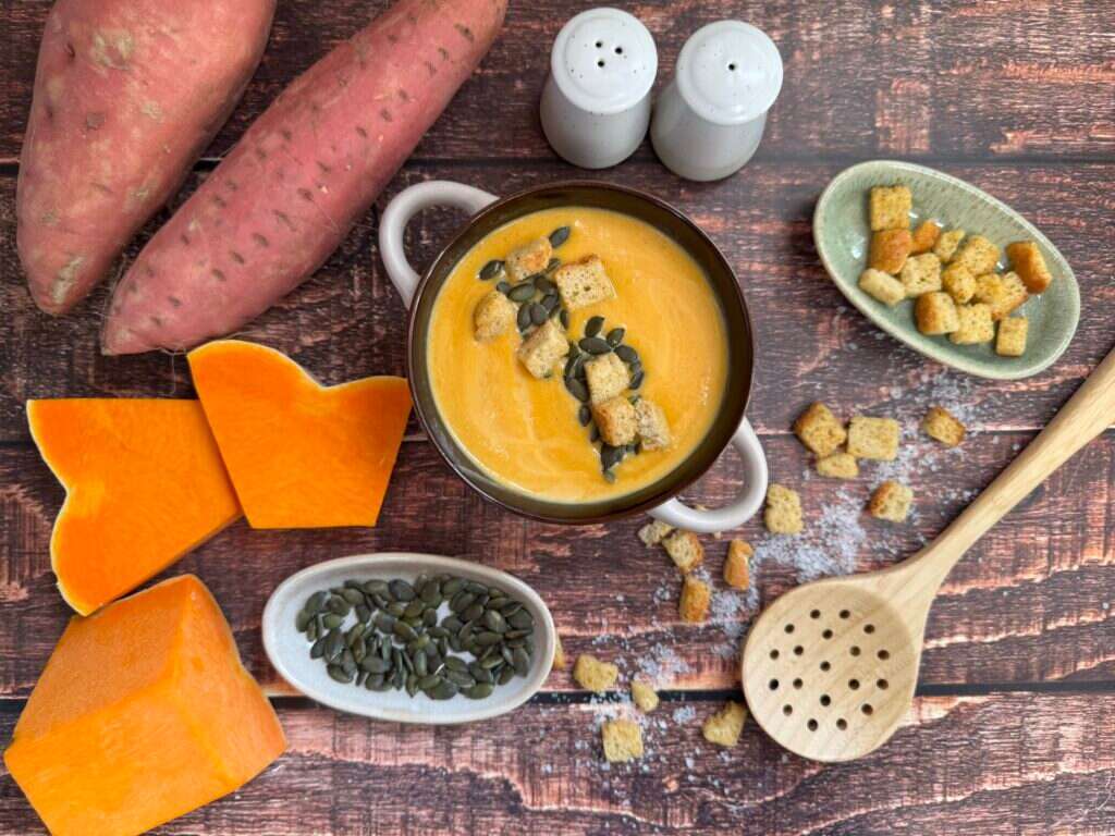 מרק כתום פשוט ומנצח. | אלינור רחמים מרק כתום פשוט ומנצח. | אלינור רחמים