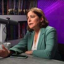 קרוליין גליק בפודקאסט על המשמעות. | מסך מיוטיוב