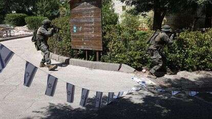 לוחמי כיתת הכוננות של מושב מירון באימון. | דוד כהן, פלאש 90 לוחמי כיתת הכוננות של מושב מירון באימון. | דוד כהן, פלאש 90