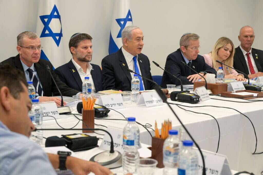 ישיבת הממשלה לאישור התקציב בחודש שעבר | מעיין טואף, לע"מ