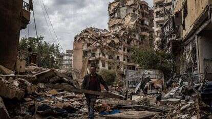 רובע הדאחייה בביירות בסוף חודש נובמבר. | Ed Ram for The Washington Post