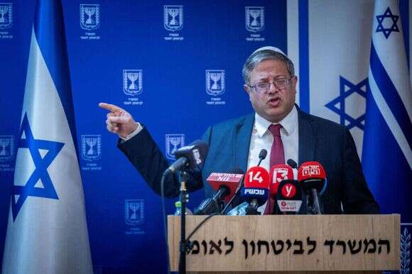 "מעניק גיבוי מלא ליעקובי". השר בן-גביר | יונתן זינדל - פלאש 90 "מעניק גיבוי מלא ליעקובי". השר בן-גביר | יונתן זינדל - פלאש 90