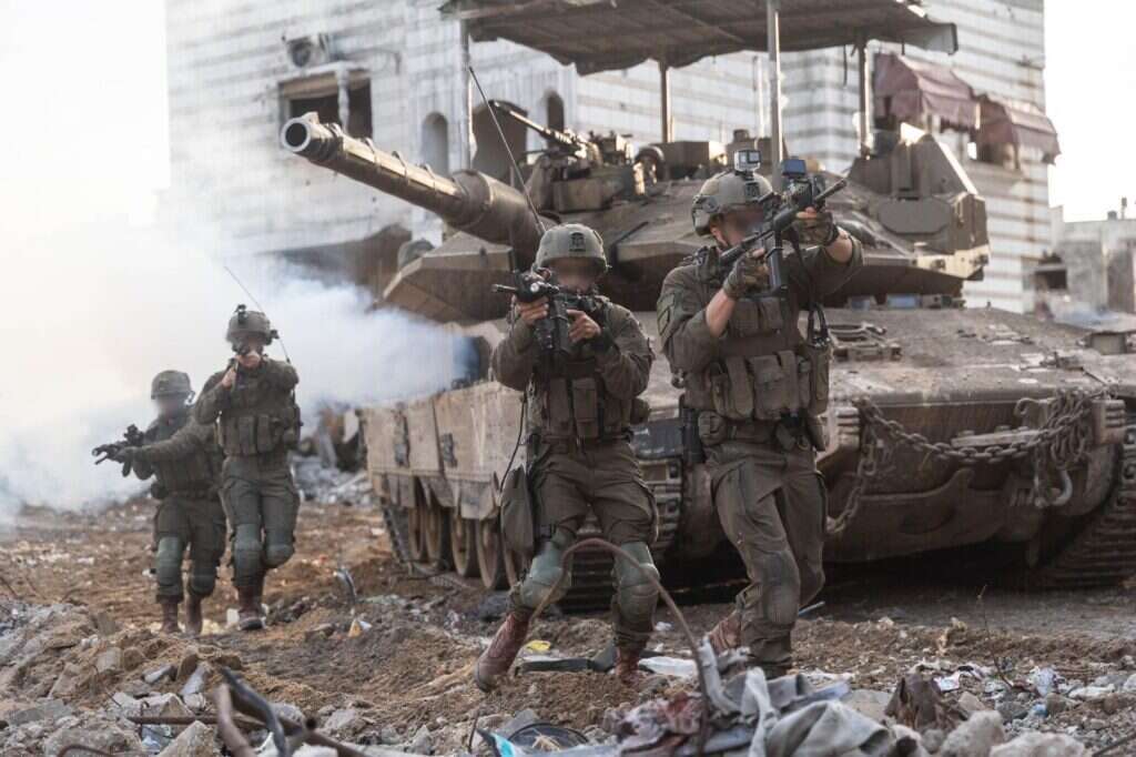 כוחות חטיבת כפיר בבית לאהיה. | דובר צה"ל