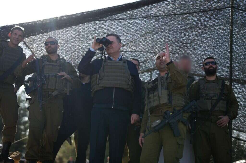 שר הביטחון ישראל כ"ץ בגבול הצפון, היום. | אלעד מלכה, משרד הביטחון