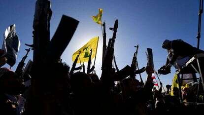 דגלי חיזבאללה. | AFP