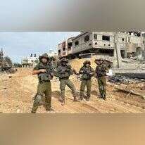 מילואימניקים בבית־חאנון, בתחילת החורף. | אורלי גולדקלנג