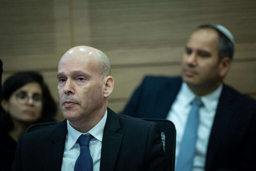 איסמן. | יונתן זינדל, פלאש 90