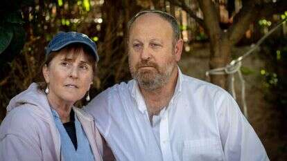 "יונה האמין שהוא יעבור את זה, שזה זמני". דיוויד והייזל בריף. | אריק סולטן