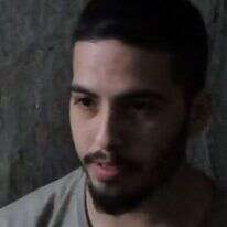 מסך מתוך סרטון שפרסם החמאס של החטוף מתן צנגאוקר