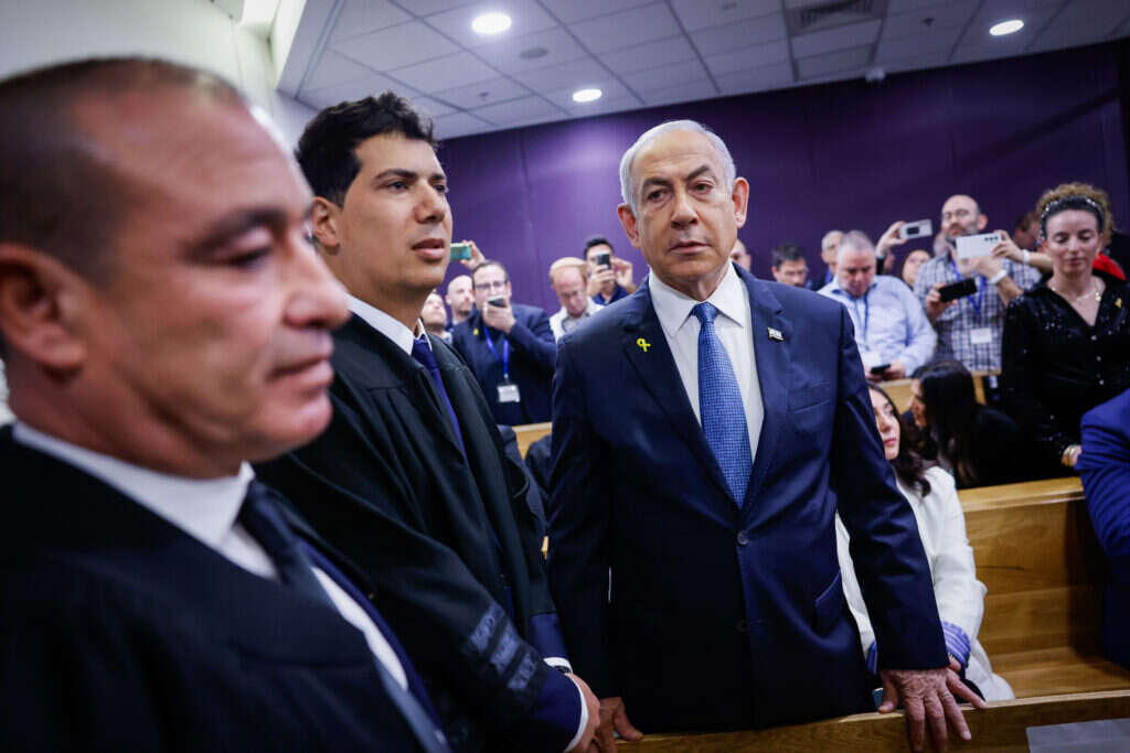 ראש הממשלה בנימין נתניהו בבית המשפט לפני עדותו. | חיים גולדברג - פלאש 90