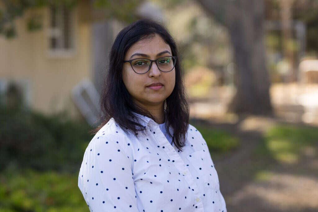 הינא אחטר. | לירון מולדובן