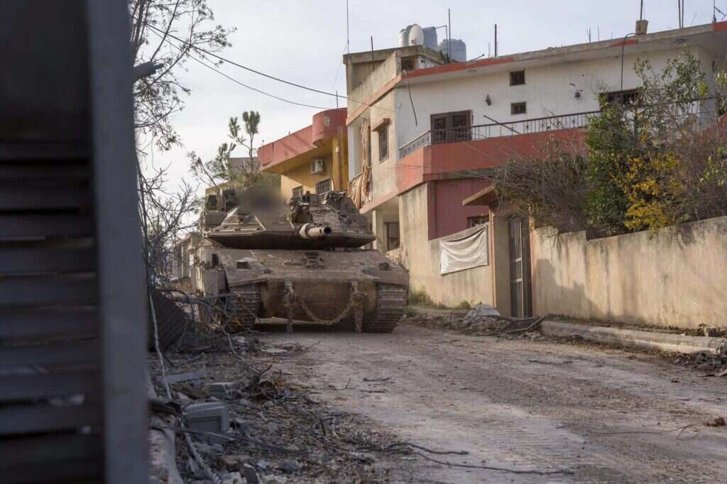 טנק צה"ל בדרום לבנון. | דובר צה"ל טנק צה"ל בדרום לבנון. | דובר צה"ל