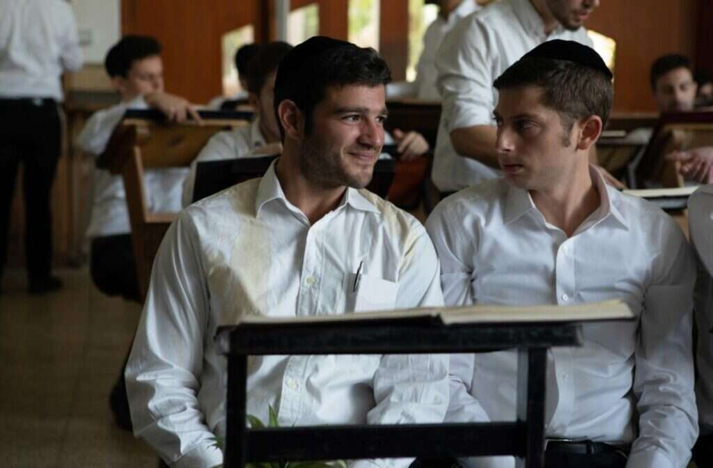 הזדמנות לראות משהו אחר בחרדים. בחורים טובים. | באדיבות יונייטד קינג