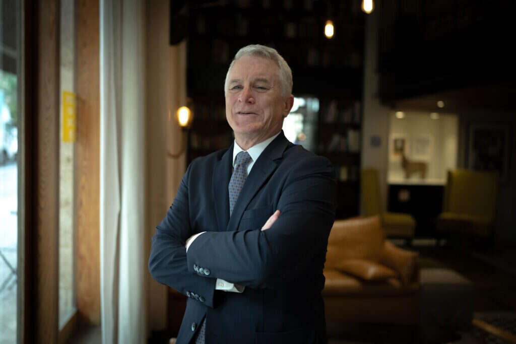 מייקל דוראן. | אריק מרמור