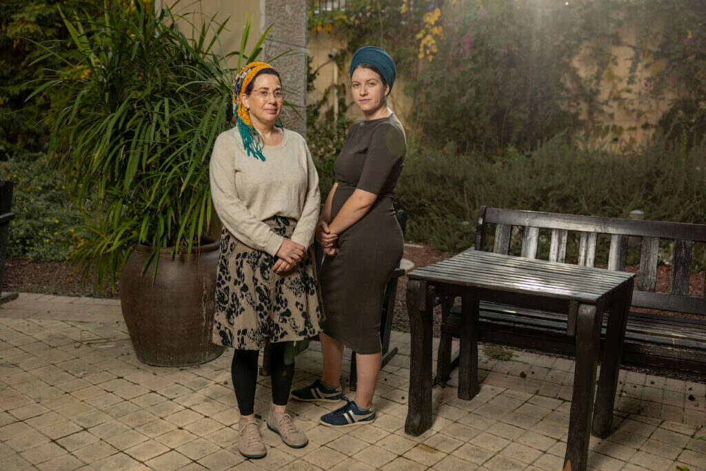 הילה נאור ואלומה פלורסהיים–דור. | נעמה שטרן