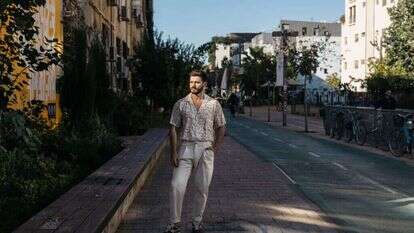 מאור שוויצר. | אבישג שאר–ישוב