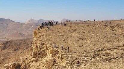 מטיילים בנגב. | ליאור שויימר- רט"ג מטיילים בנגב. | ליאור שויימר- רט"ג