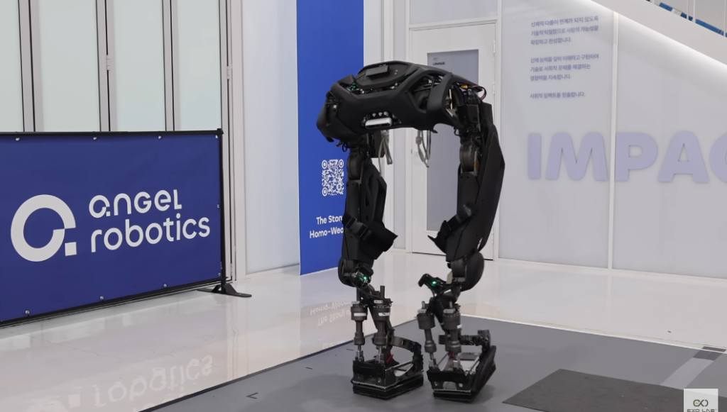 הרובוט שמסייע למשותקים ללכת. | מסך מיוטיוב