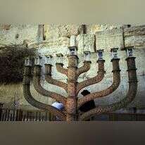 חנוכייה בכותל המערבי. | Muammar Awad/Flash90