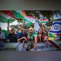 דגלי ישראל וקורדיסטן בהפגנה בירושלים. | יונתן זינדל, פלאש 90