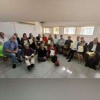 חברי מיזם אנו באנו המתנדבים בעיר ערד. | באדיבות אנו באנו