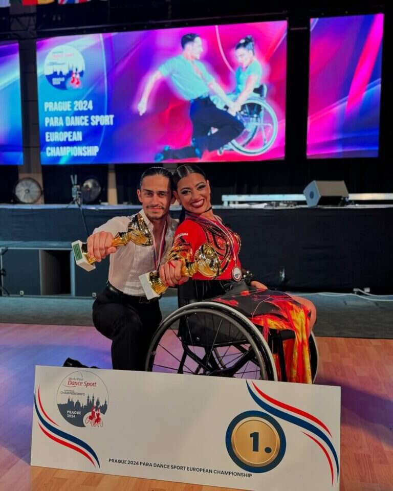 החליט לרקוד רק איתה. אוראל כלאף. | מתוך אינסטגרם החליט לרקוד רק איתה. אוראל כלאף. | מתוך אינסטגרם