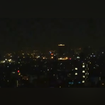 טהראן בחשכה באחד מלילות חודש דצמבר. | מסך מיוטיוב טהראן בחשכה באחד מלילות חודש דצמבר. | מסך מיוטיוב