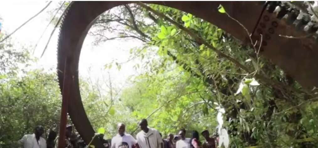 פסולת החלל. | מסך מיוטיוב