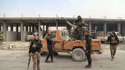 לוחמי הכוחות הסורים הדמוקרטיים. | EPA לוחמי הכוחות הסורים הדמוקרטיים. | EPA