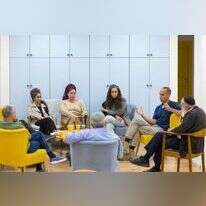 מימין לשמאל: הרב ראובן נתנאל, הראל רביד, ליאור אביאל־פרץ, תהילה ויינשטיין, מלכית שפיגל ועופר דורון. | לירון מולדובן