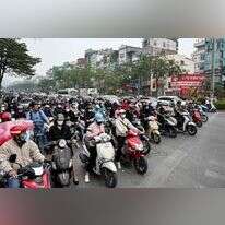 נהגים בווייטנאם. | AFP