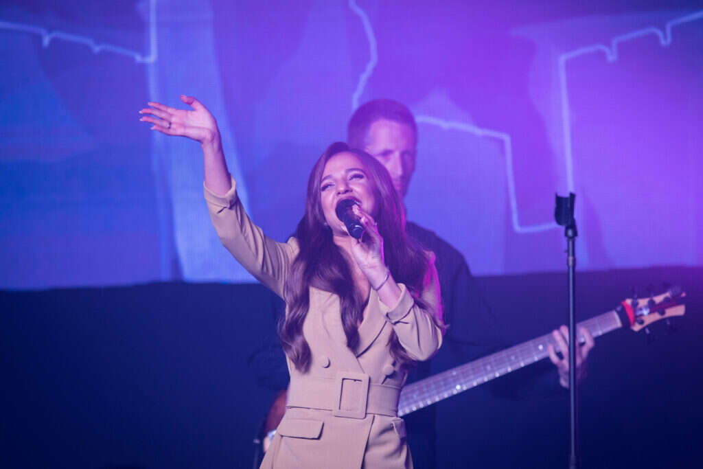 הדס פרוש, פלאש 90