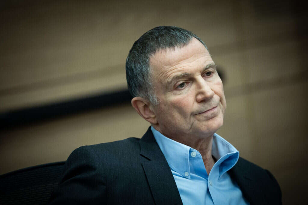 יולי אדלשטיין. | יונתן זינדל, פלאש 90