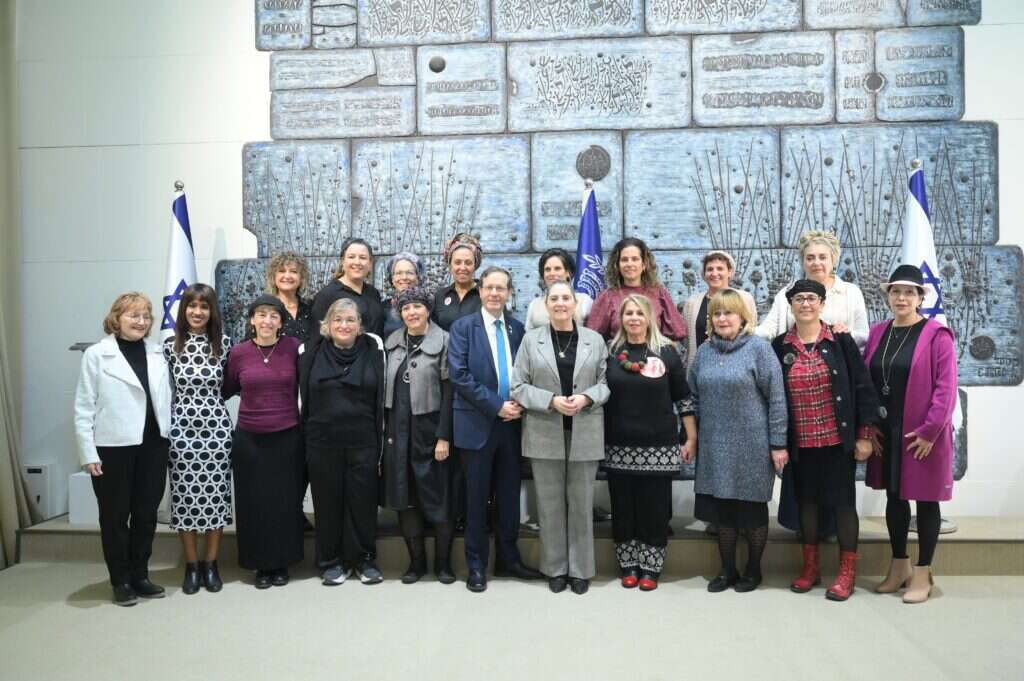 האימהות השכולות בפגישה בבית הנשיא. | אסף דוד לוי