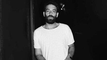 רביד פלוטניק. | לינקטון