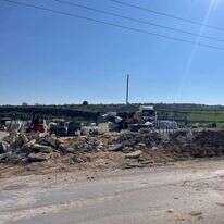 הריסת המבנים סמוך לפונדוק