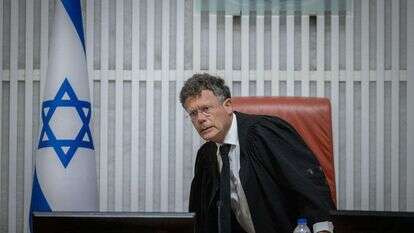 נאחז בקרנות המזבח. השופט יצחק עמית. | חיים גולדברג, פלאש 90