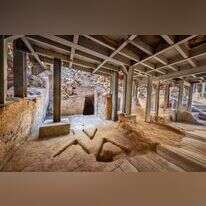 המבנה הפולחני שהתגלה בעיר דוד. היחיד מסוגו שהתגלה מאותה התקופה בירושלים. | - קובי הראתי עיר דוד