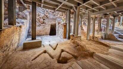 המבנה הפולחני שהתגלה בעיר דוד. היחיד מסוגו שהתגלה מאותה התקופה בירושלים. | - קובי הראתי עיר דוד