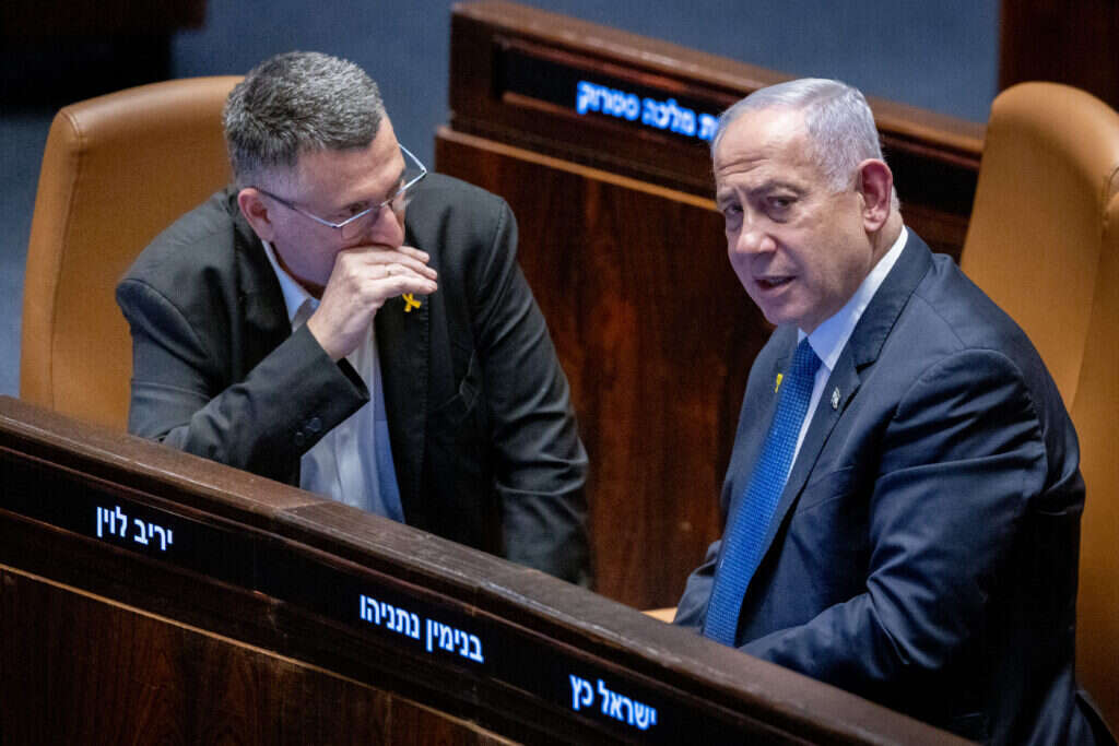 נתניהו וסער במליאת הכנסת. | חיים גולדברג, פלאש 90 נתניהו וסער במליאת הכנסת. | חיים גולדברג, פלאש 90