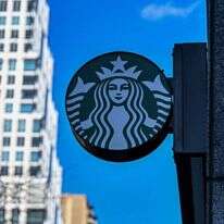 בית קפה של סטארבקס. | ANGELA WEISS / AFP